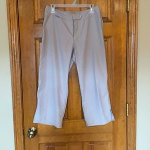 Like new women’s size 8 Patagonia, grey, light weight dry fit (soft material)